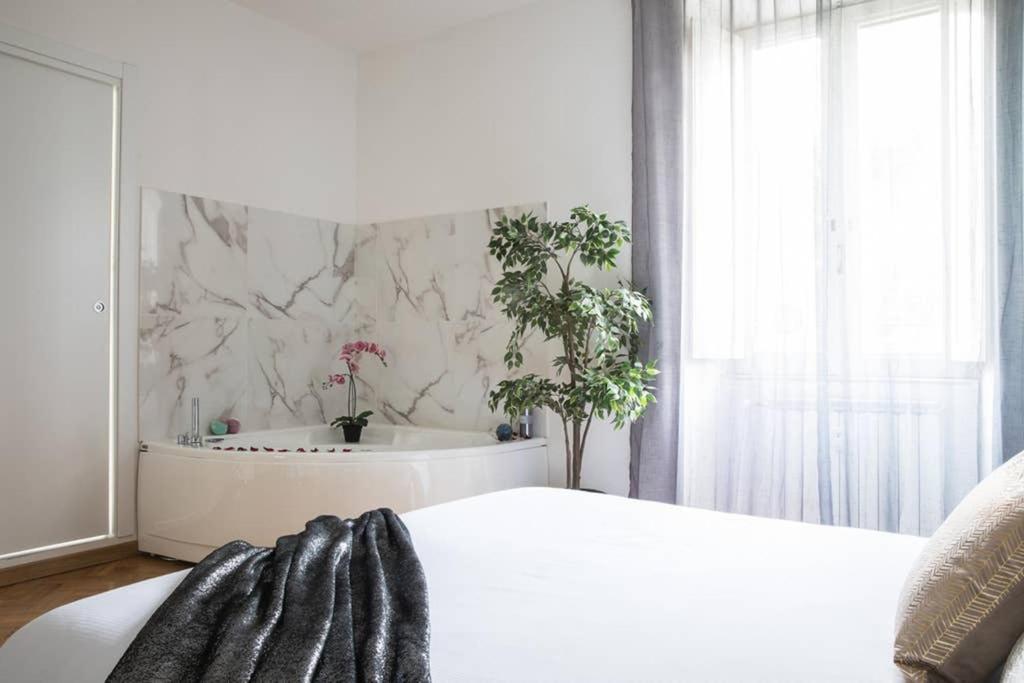 Silver Luxury Jacuzzi Suite Trastevere - Top Collection Róma Kültér fotó